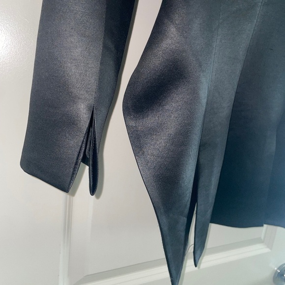 RARE! THEYSKENS’ THEORY Women Black Tailcoat Style Tuxedo Jacket Size 2/36 - Picture 9 of 16